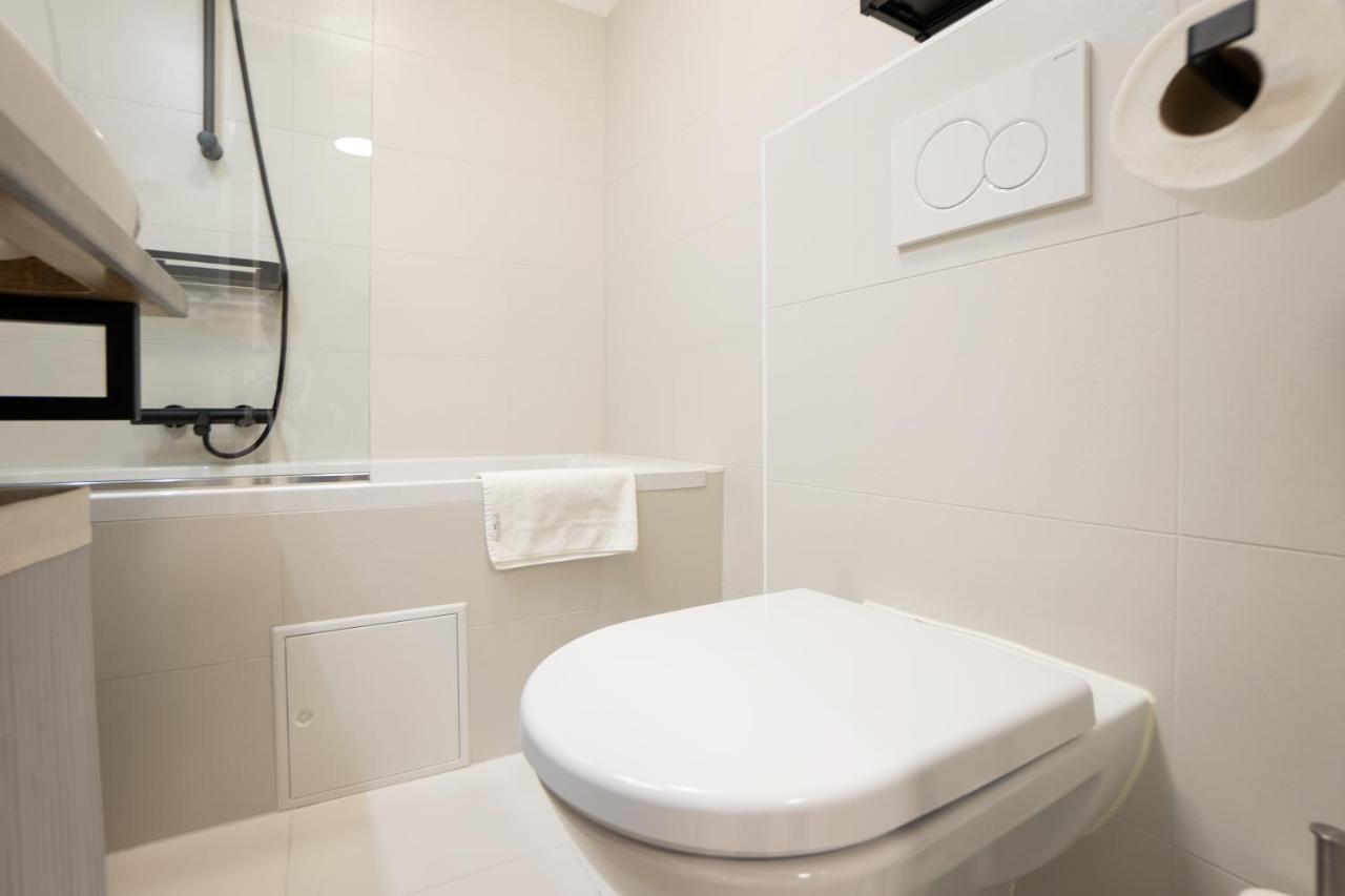 Bright Stylish Apartment In A Top Location Вена Экстерьер фото