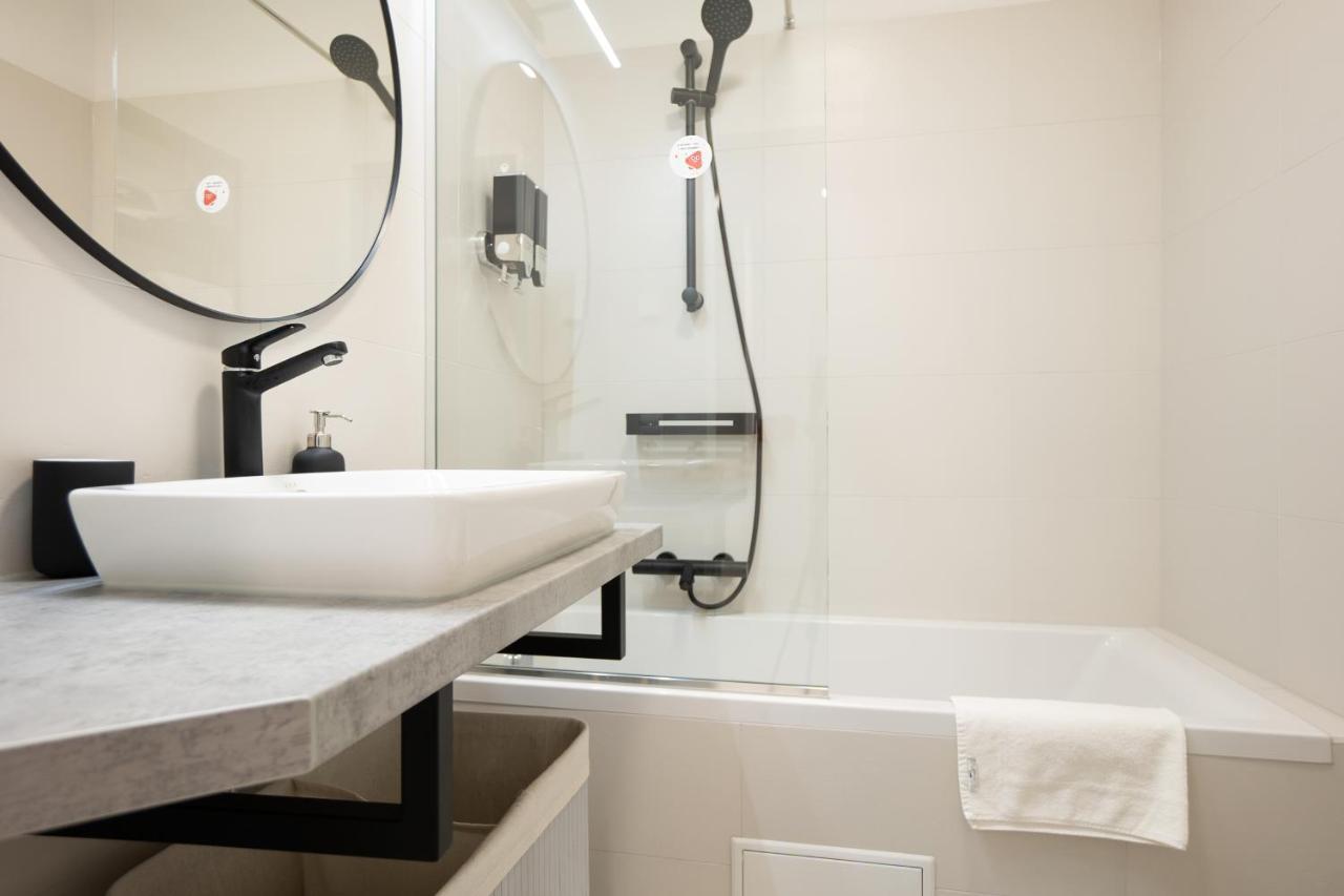Bright Stylish Apartment In A Top Location Вена Экстерьер фото